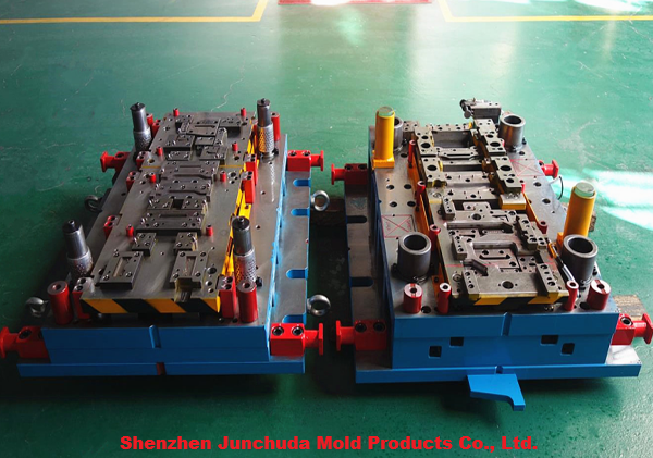 Auto Progressive Die